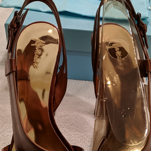 MARCIANO brown leather slingback heels - Picture 7 of 10